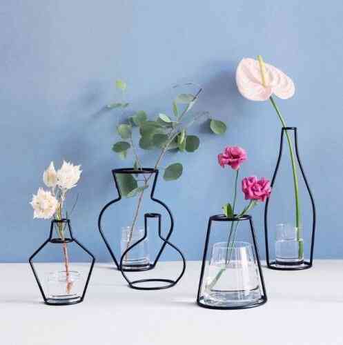 Creative Art Style, Retro Iron Line Flowers Vase