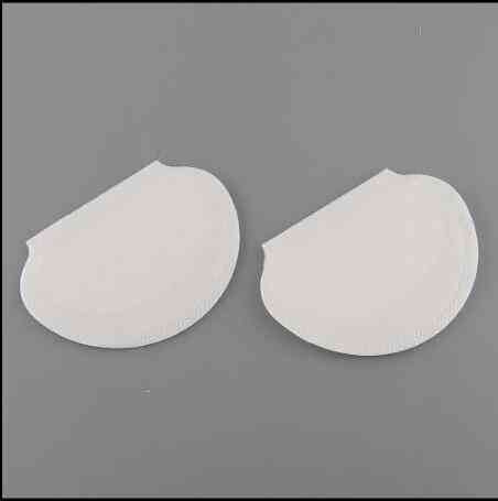 Jednorázová absorpční podložka na podpaží s ochranou proti potu - antiperspirantový deodorant v podpaží
