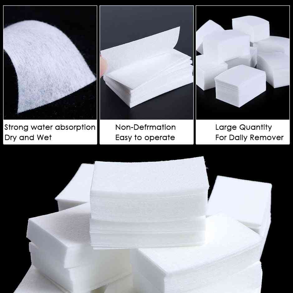 Odstraňovač laku na nechty zabaľuje papierovú utierku z čistého bavlny - odmasťovacie vložky namočia obrúsky, ktoré nepúšťajú vlákna, na manikúrové náradie