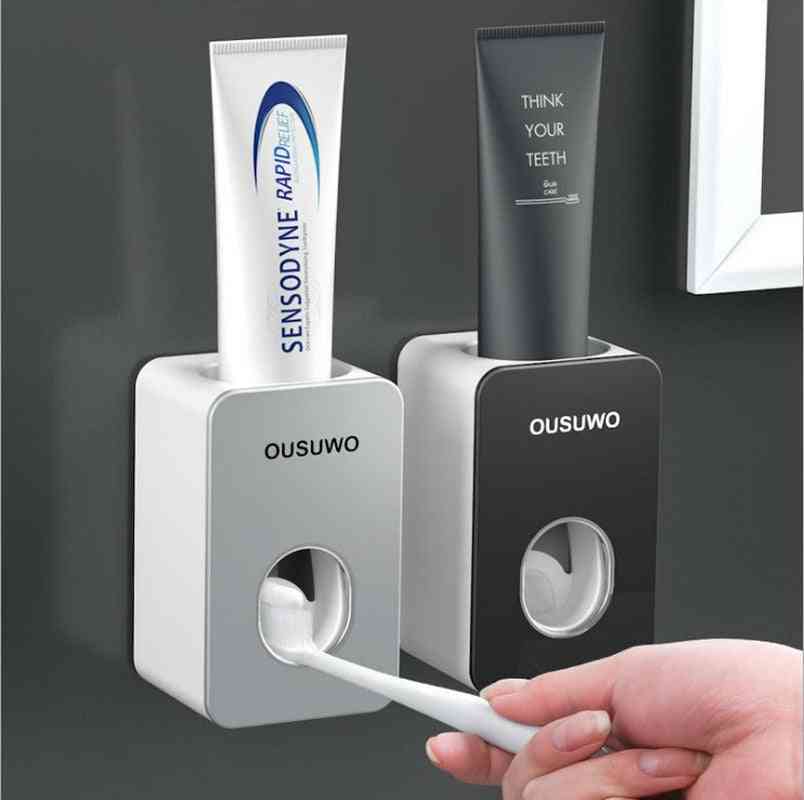 Dispensador de pasta de dientes automático de montaje en pared, portacepillos de dientes a prueba de polvo - b