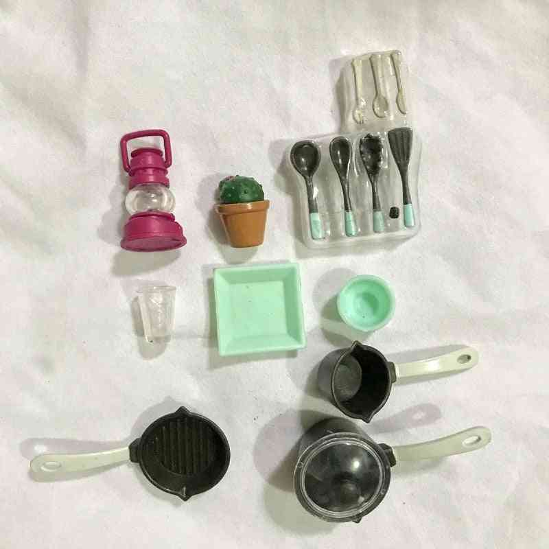 Mini Tableware Dollhouse Miniature Figure Fork Pot Set