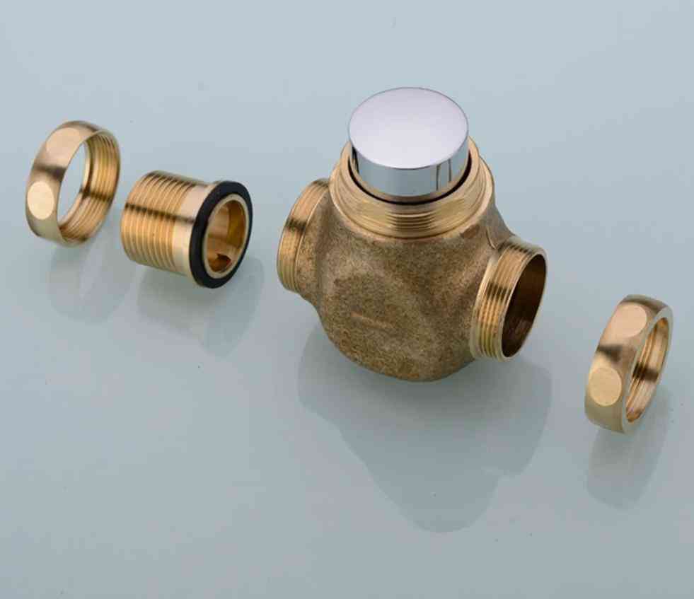 Válvula de descarga de urinario de cierre automático expuesta completamente de latón Válvula de cierre de tiempo prolongado manual tipo botón -