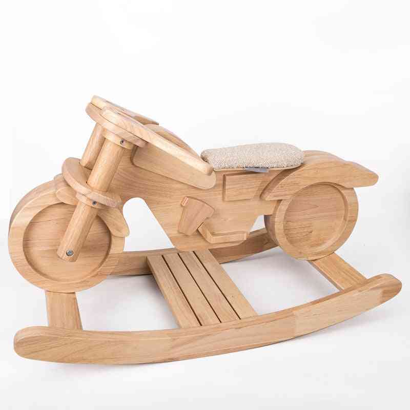 Pevný drevený hojdací koník pre deti