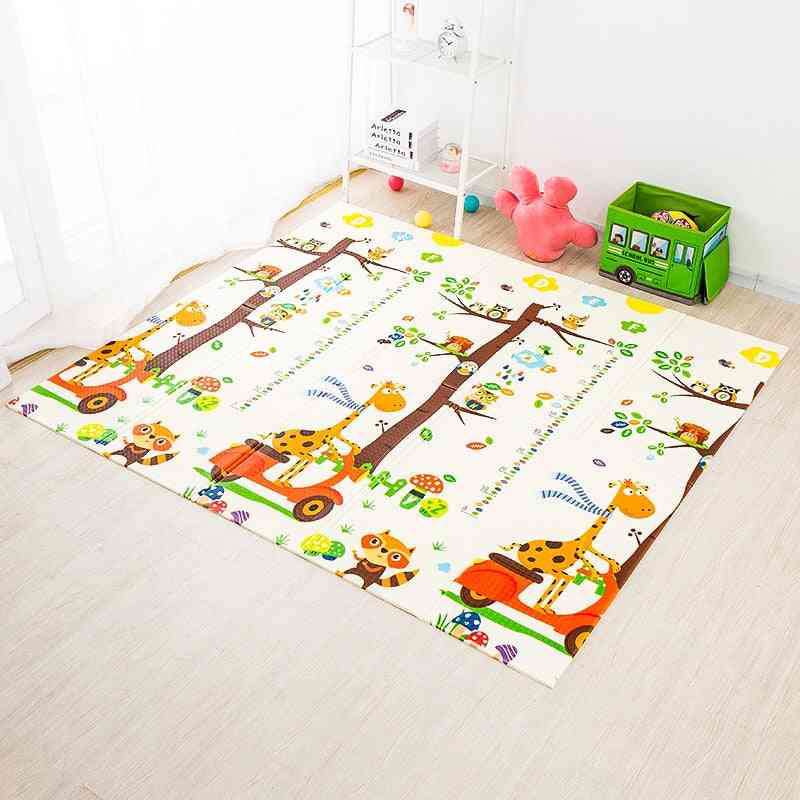 пъзел подложка - образователен детски килим в детската играчки за катерене