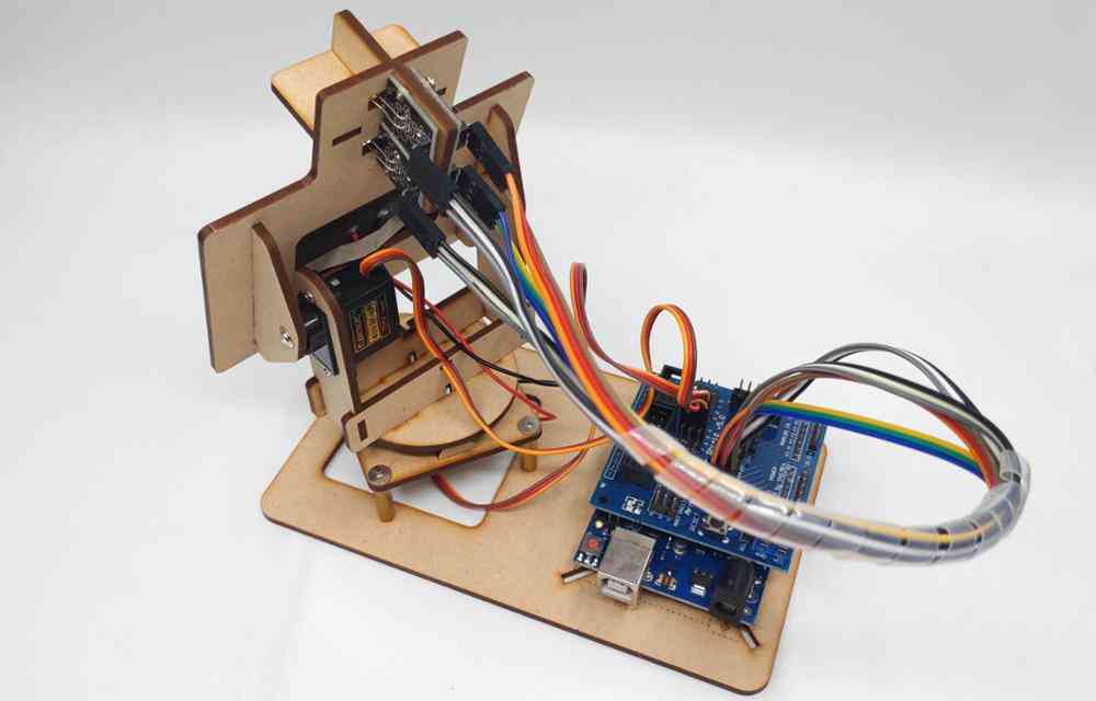 Arduino intelligens napkövető eszköz diy technológia, tanulási programozó készlet
