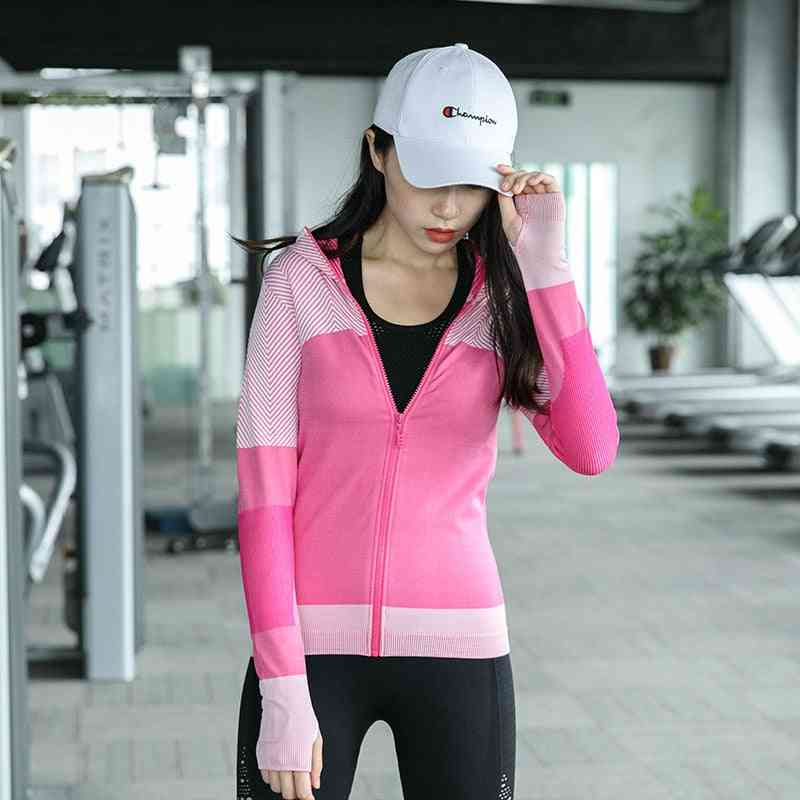 Women Hooded Running Jacket With Long Sleeve
