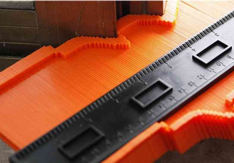 Blocați un contur mai larg, un profil de unealtă, unealtă, margine din aliaj, modelare lemn, măsură riglă