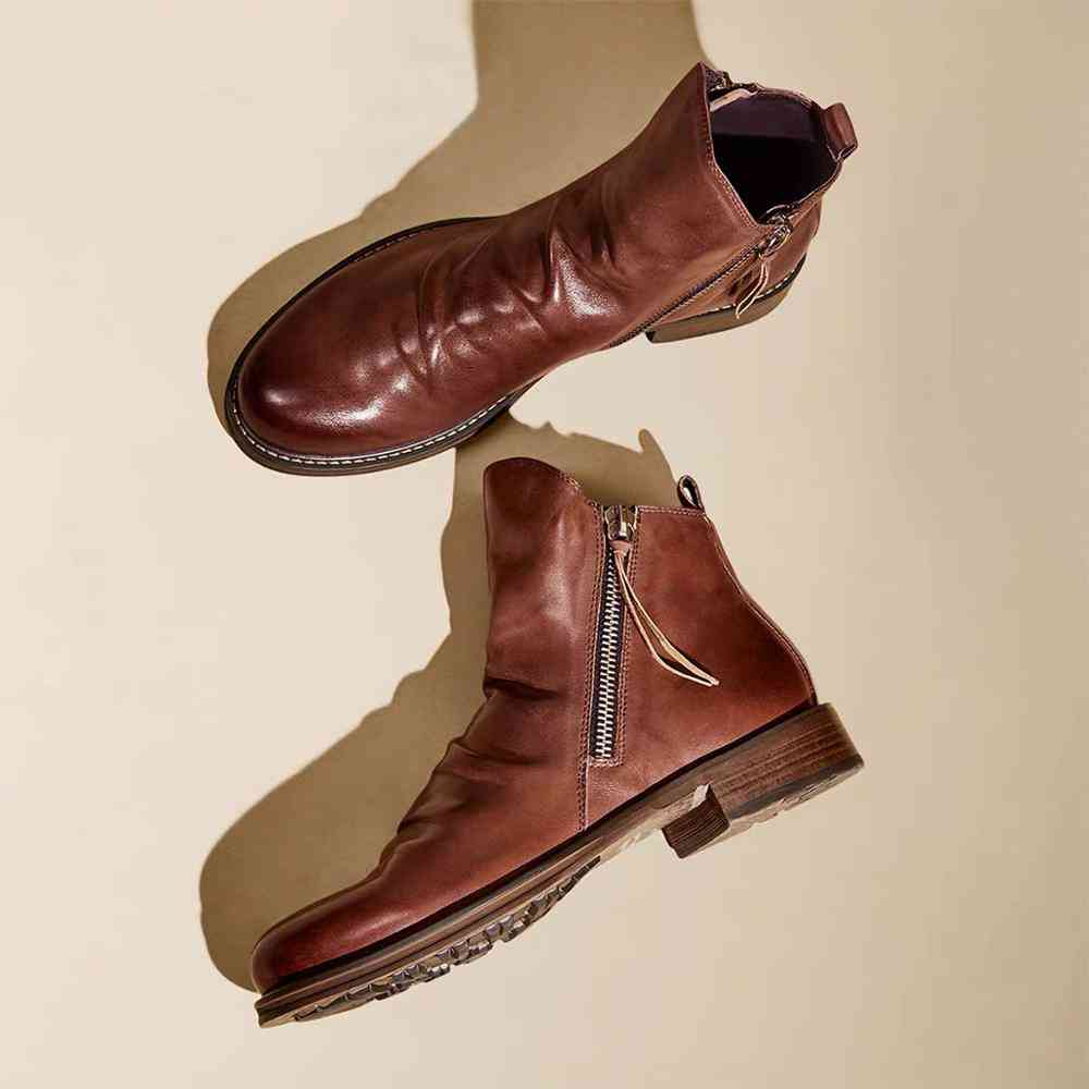 Nouvelles bottes en cuir pour hommes, chaussures à pampilles à la mode