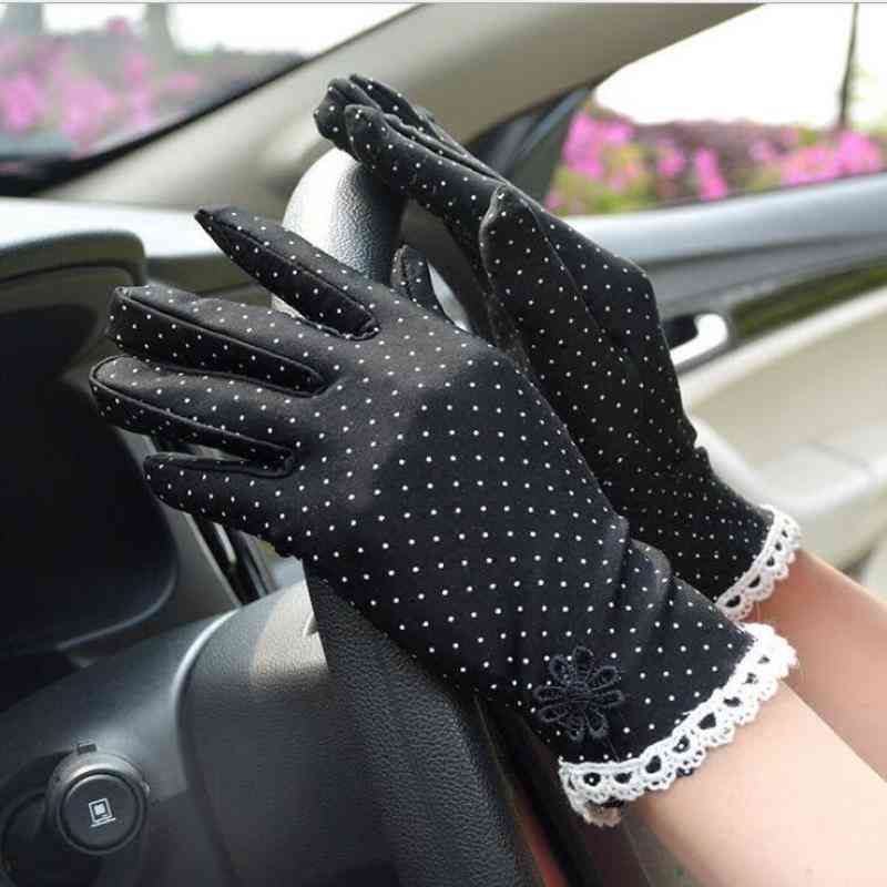 Women's Summer Dot Gloves With Lace Patchwork