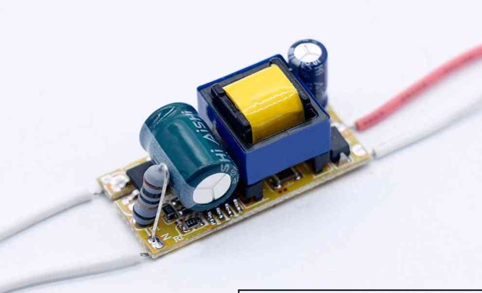 Ovladač pro napájení LED, transformátor osvětlení
