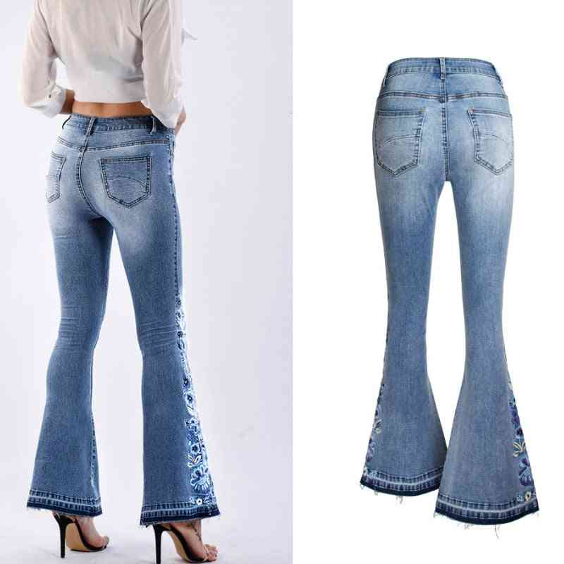 Flower Embroidered Skinny Jeans