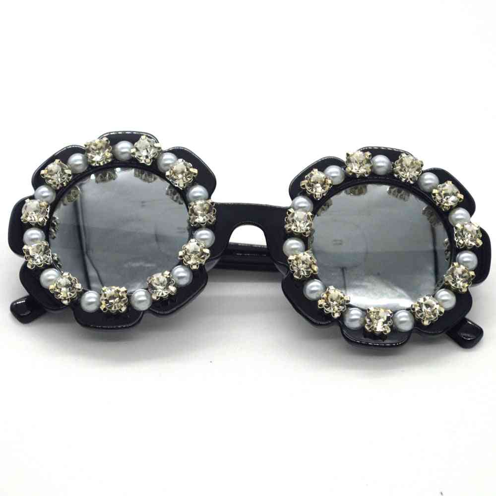 Små runde formede, håndlavede diamantsolbriller