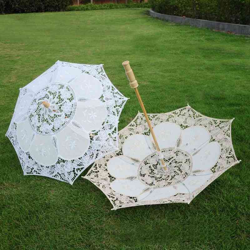 реколта дантелен чадър за сватбена декорация / фотография