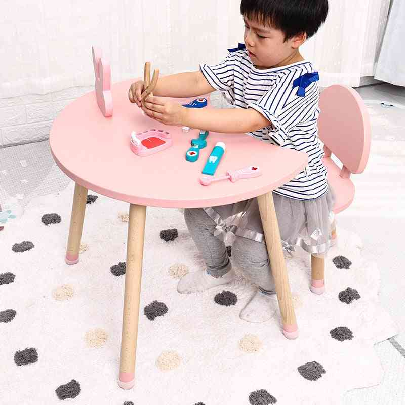Detská izba stoly a stoličky z masívneho dreva pre deti v materskej škole