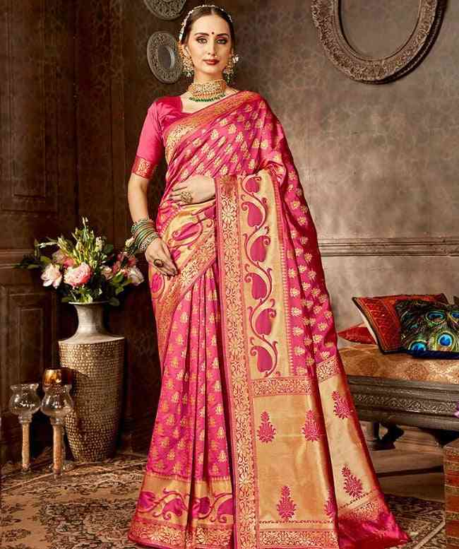 Sari indiani tradizionali, abiti con gonna superiore