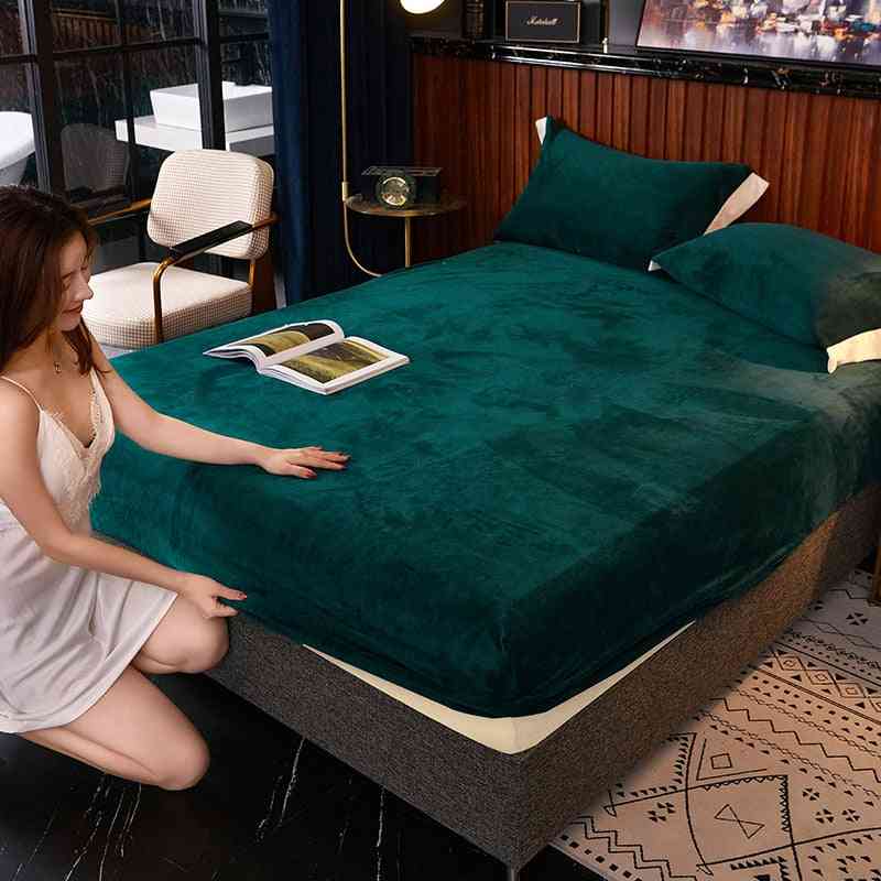 Pruhovaný styl- matrace z pružné postele, ochranný potah pro domácí dekor
