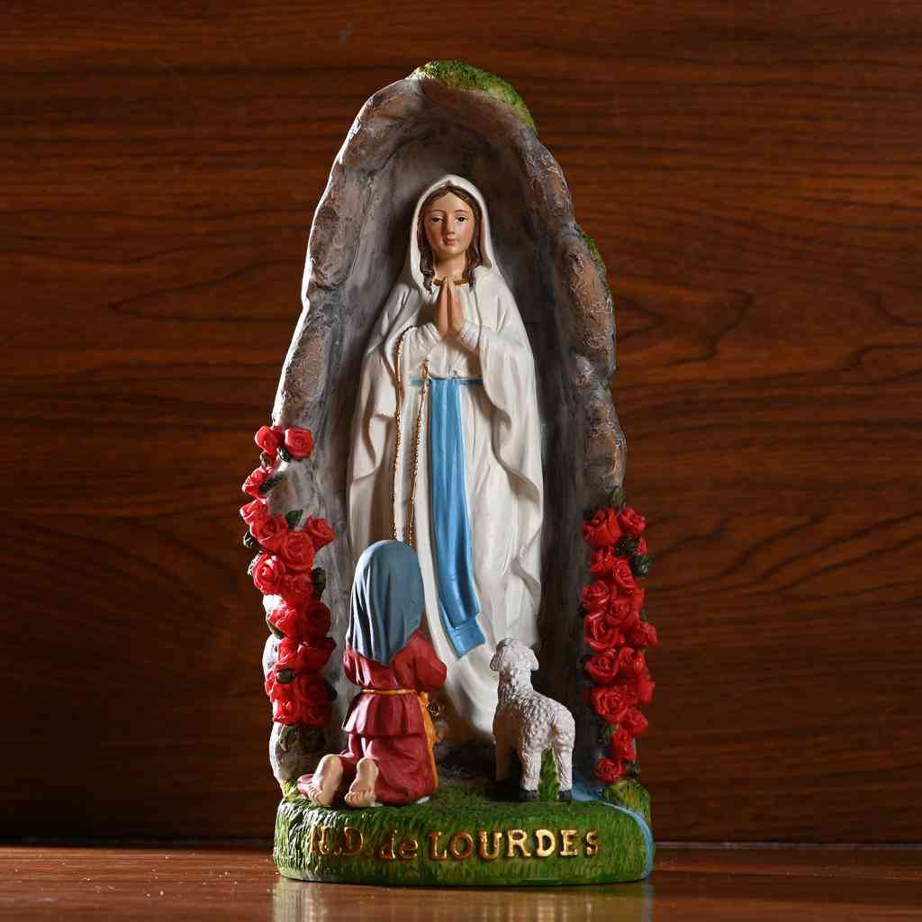 Deviška Marija- kip kipcev, krščanska poroka, dekoracija na namizju