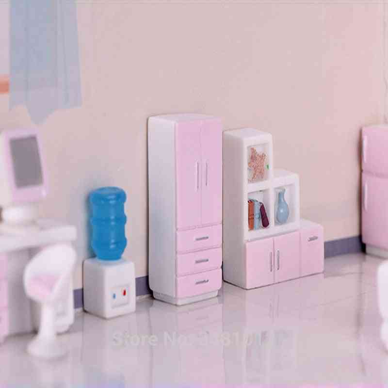 Miniature Dollhouse Furniture Set For Dolls House