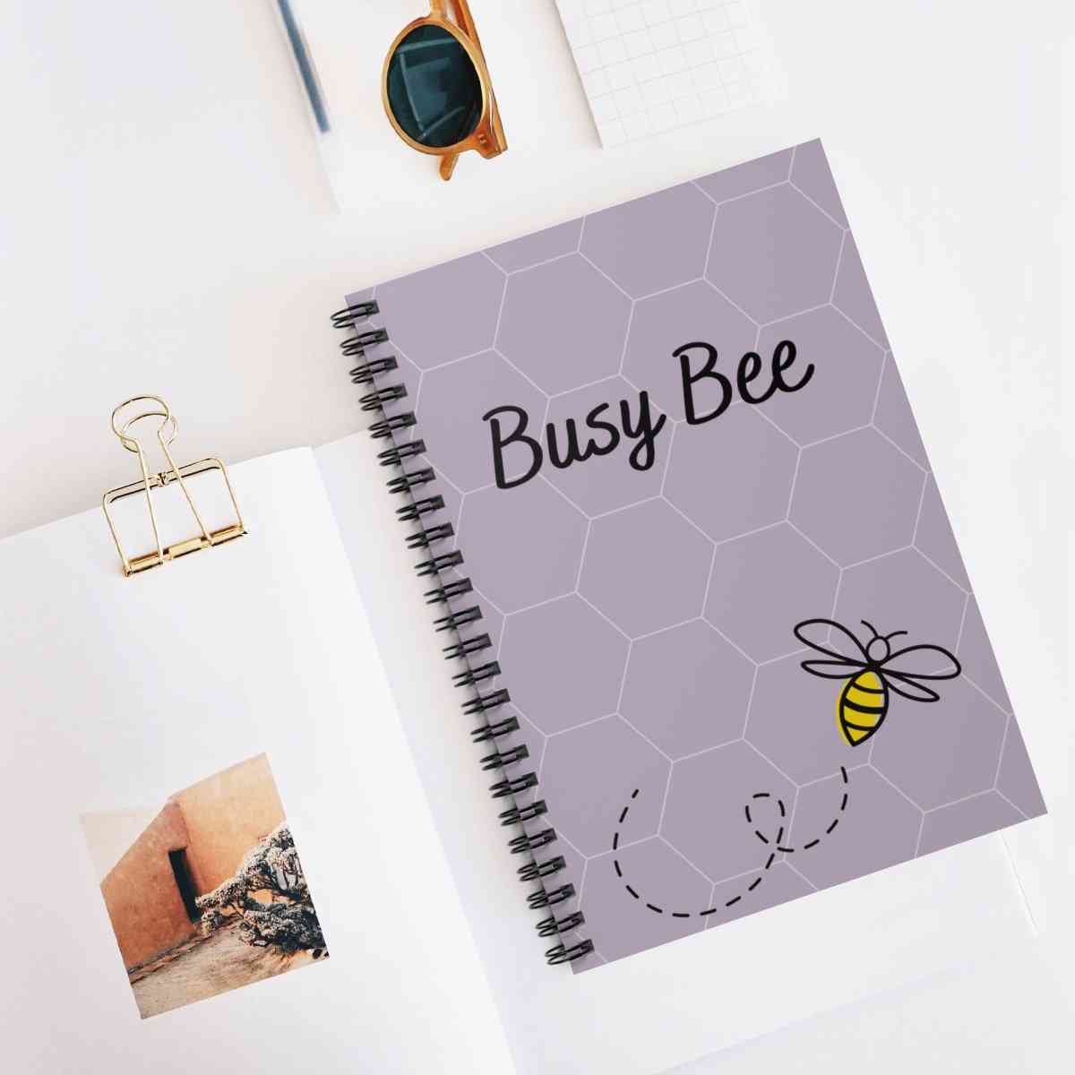 Busy Bee - Daily Planner - Undated 364 Pages