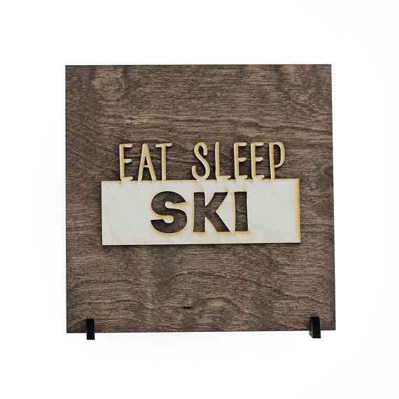 Comer, dormir, esquí, letrero de madera, ilustraciones