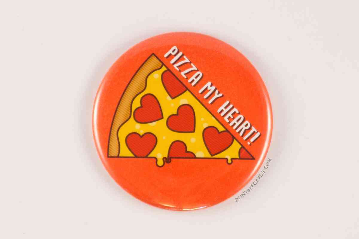 Pizza mijn hart magneet, pin en zakspiegel