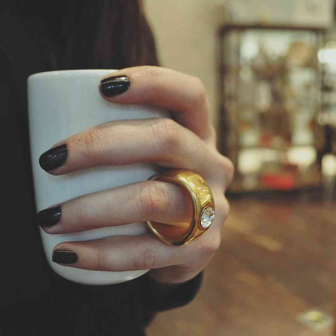 Two-carat Gold Engagement Ring Cup