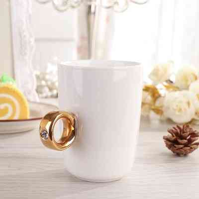 Dvojkarátový pohár na zásnubný prsteň zo zlata