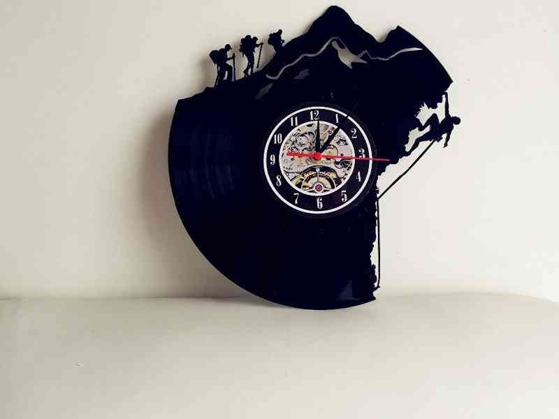 Creative Vinyl Record Climbing Home Wall Clock