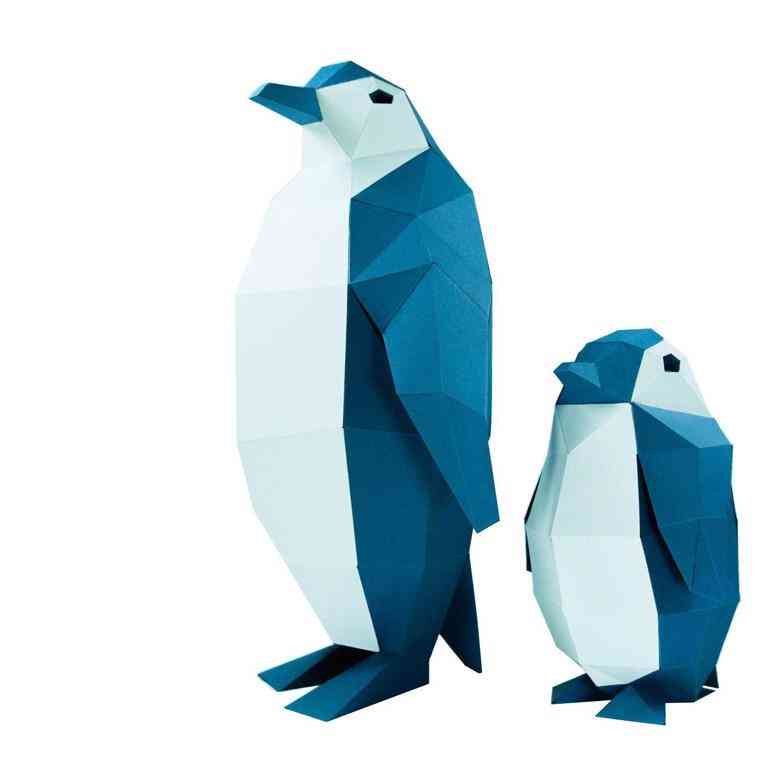 3D-Pinguin-Modell aus Papierhandwerk