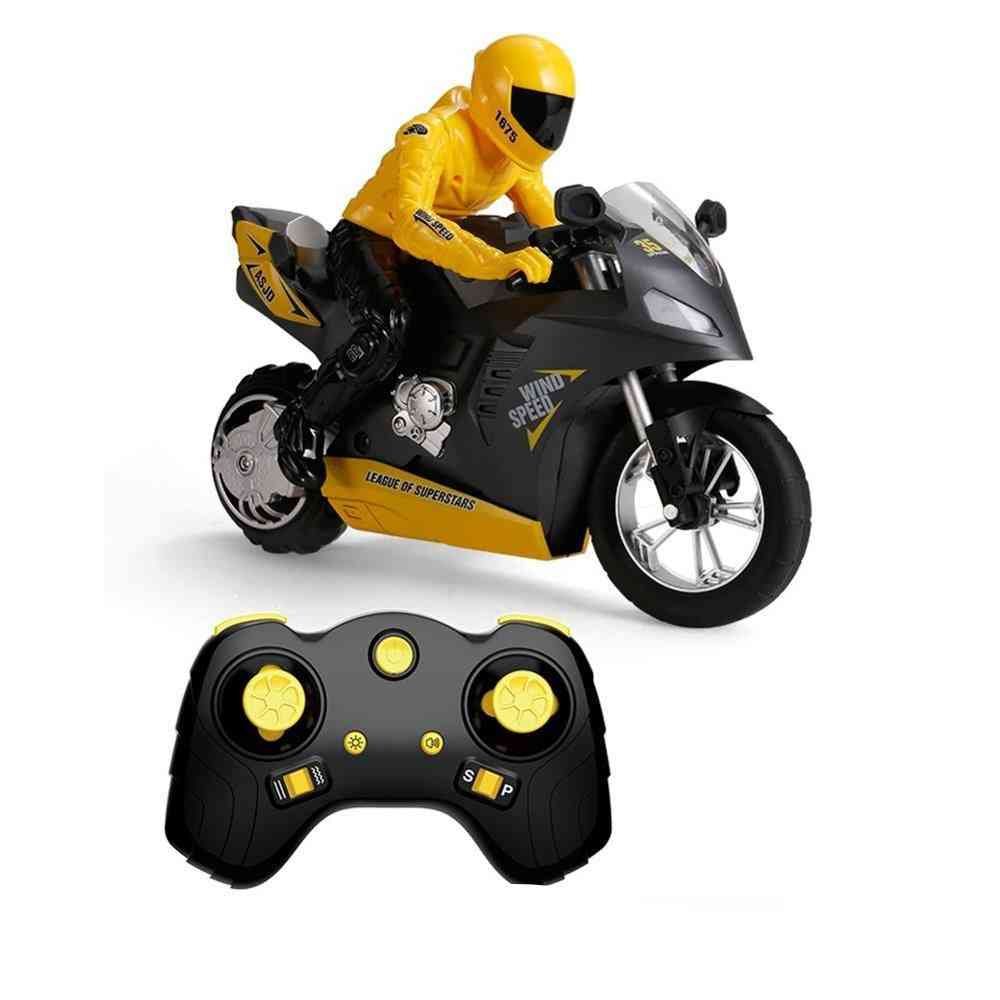 Balanceamento de brinquedo de motocicleta rc