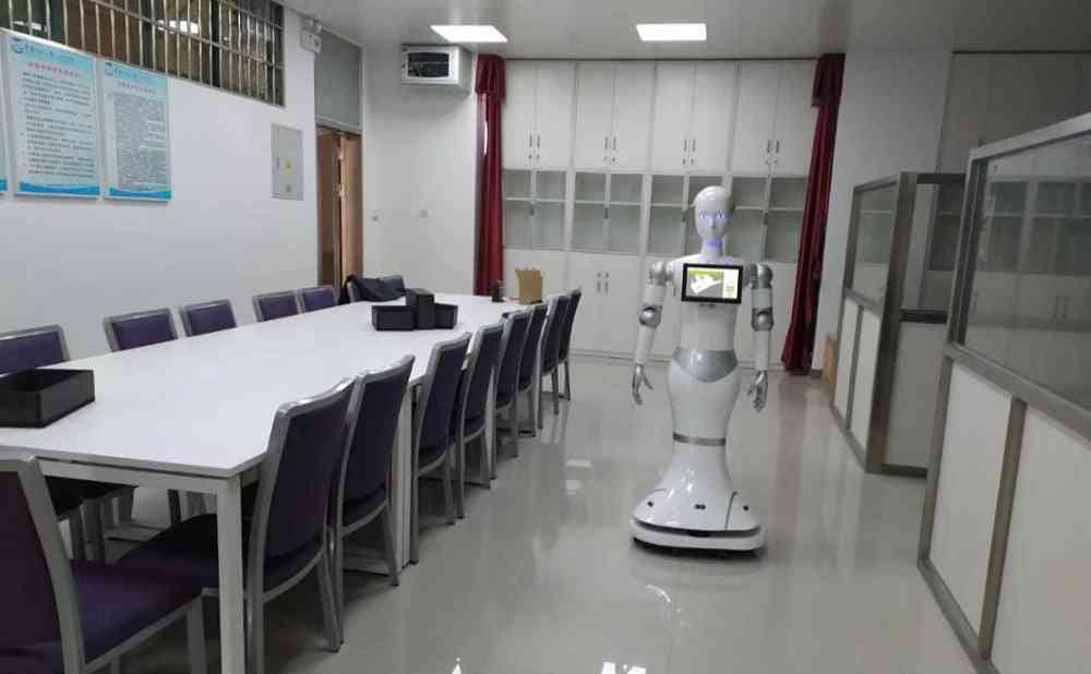 Hotel School Hospital Library Exhibition Show Conversation Robot