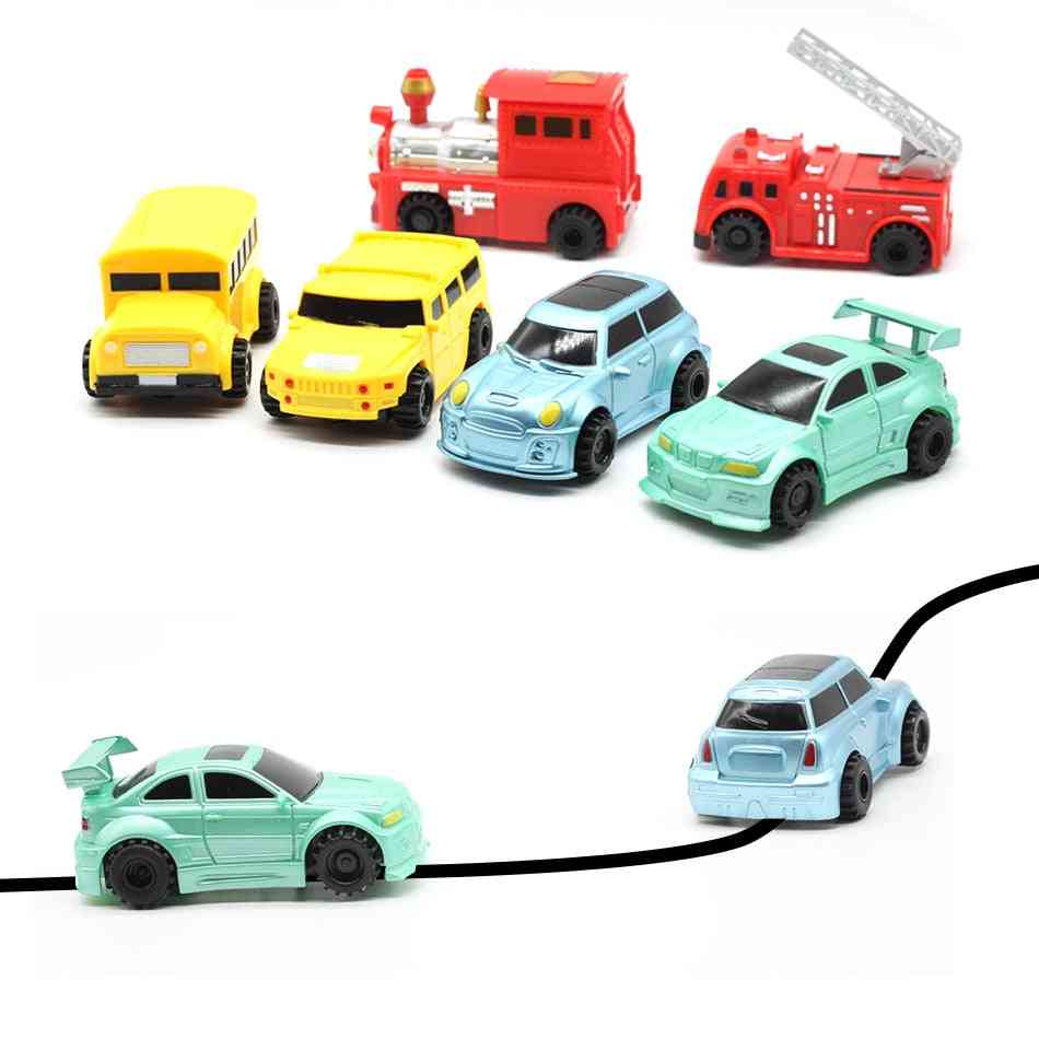 Véhicules d'ingénierie, mini voiture de jouet de camion/réservoir de stylo magique inductif
