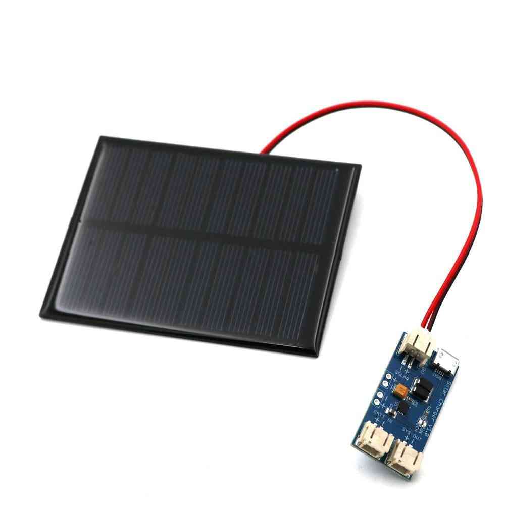 Solcellepanel- laderegulator, genererer elektrisitet med liten kontroller