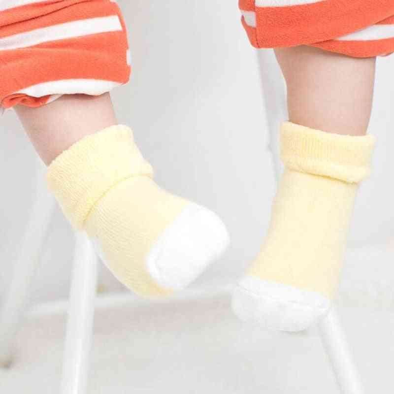 Jesenske in zimske debele tople otroške nogavice za noge
