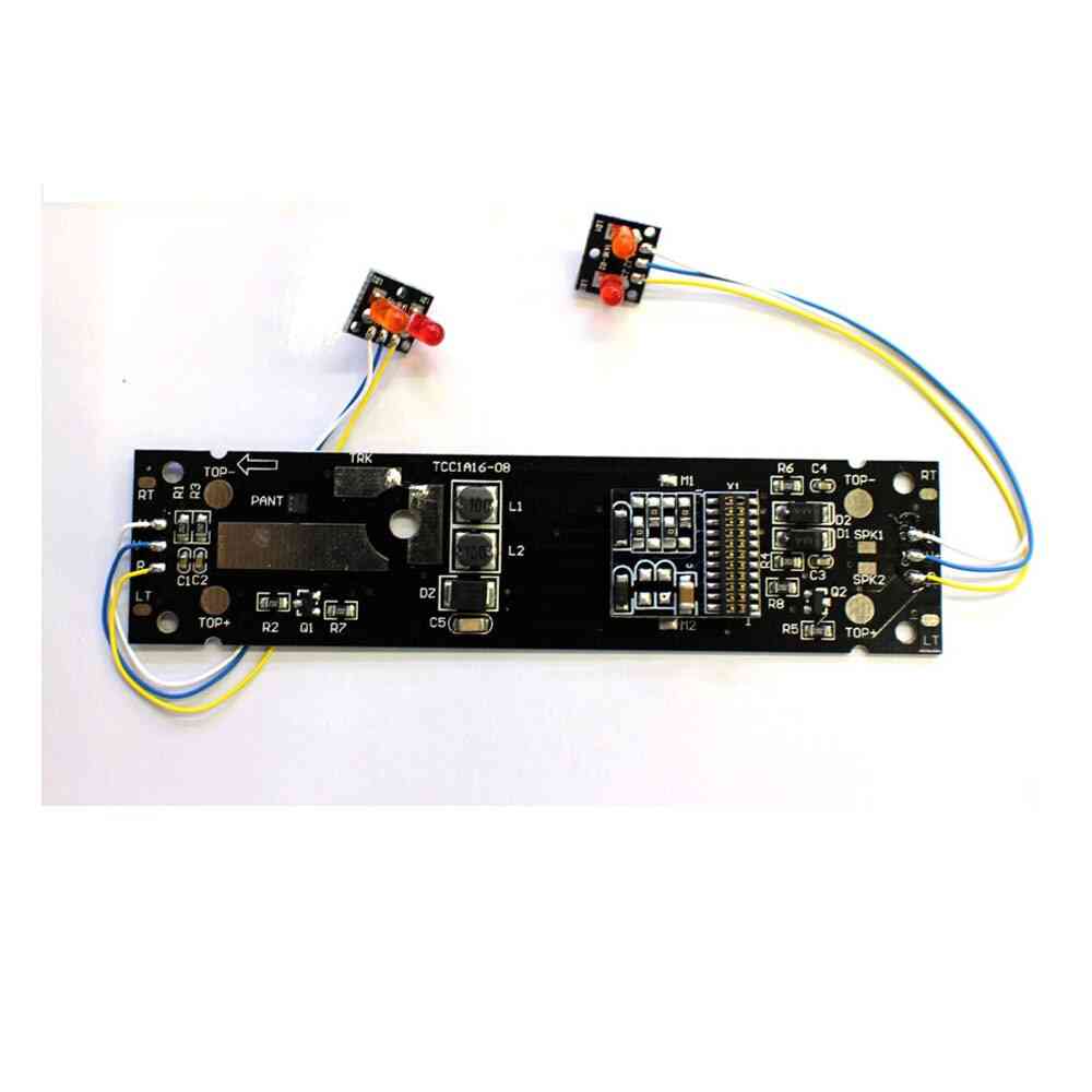 Dcc adaptér PCB doska s digitalizáciou zvuku a svetla