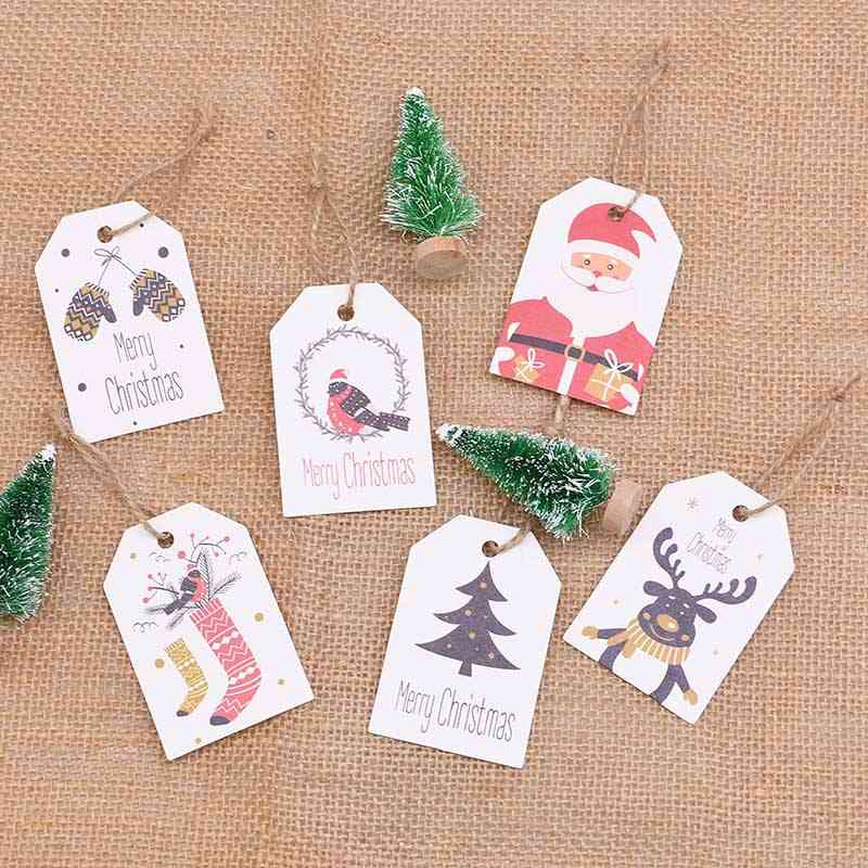 Veselé vánoční kraft papírové karty štítek visí visačka