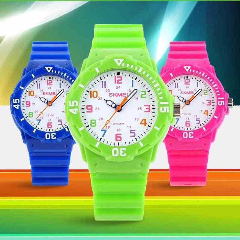 50m Waterproof Analog Wristwatches For