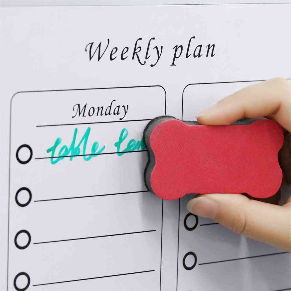 Tabella del calendario del pianificatore settimanale magnetico mensile