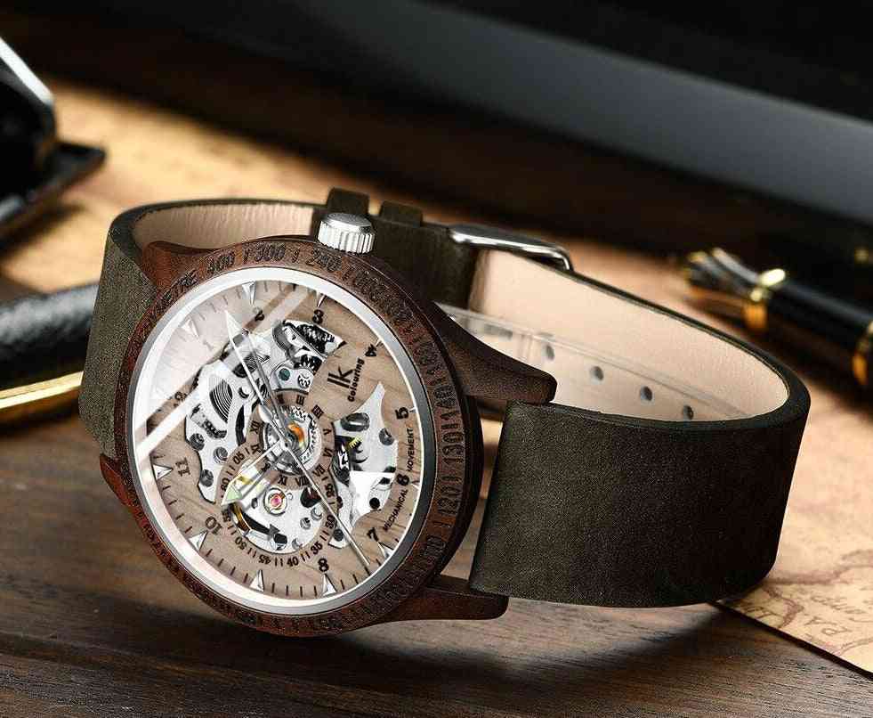 Men Fashion Casual Wooden Case Crazy Horse Leather Strap Watch