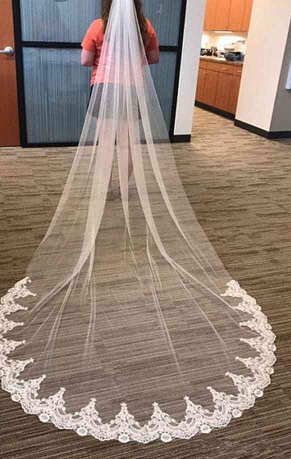 Voile d'accessoires de mariée en dentelle une couche avec peigne