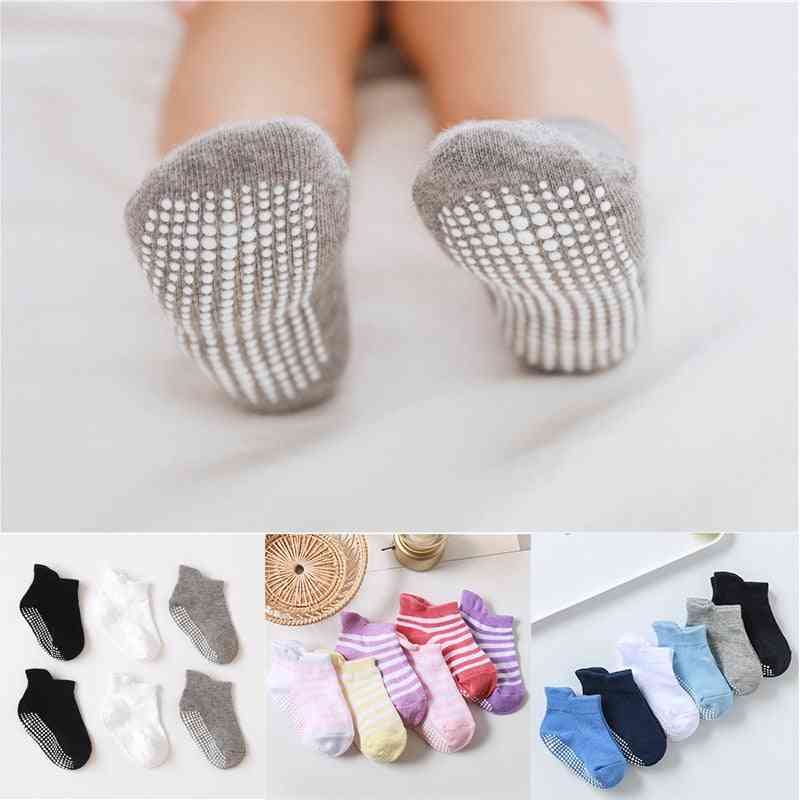 Anti-slip Non Skid Ankle Socks With Grips