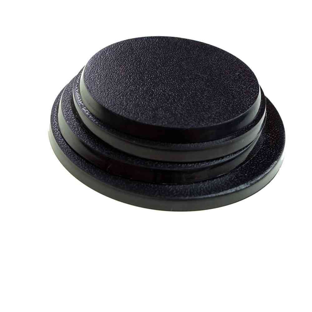 Round 64.5mm  For Games Plastic Black Figure