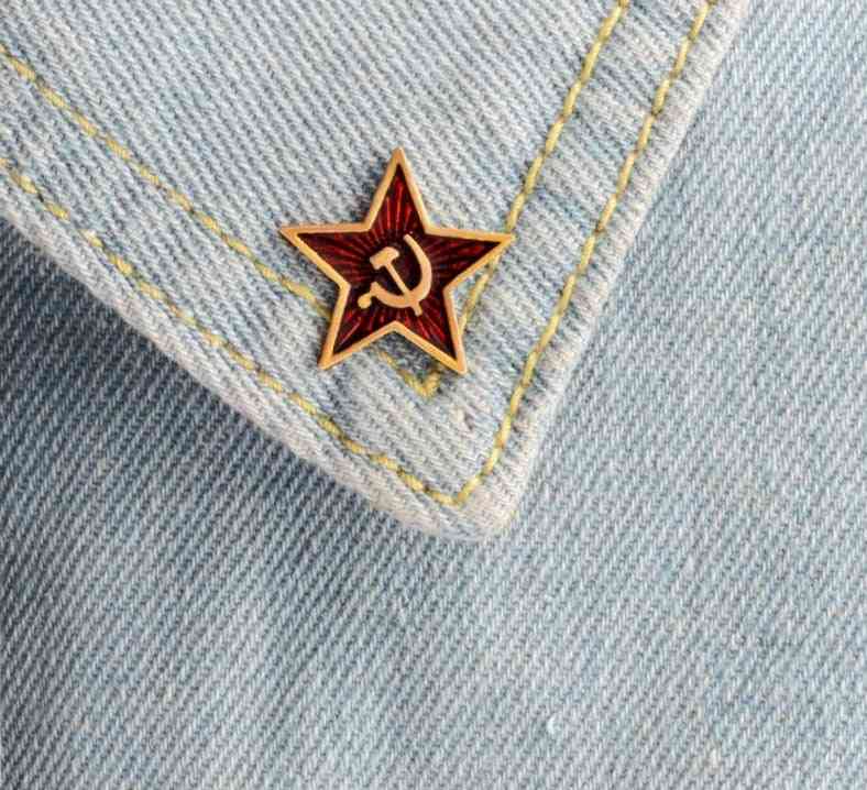 Röd stjärna skära hammare kalla kriget sovjetiska ccp brosch