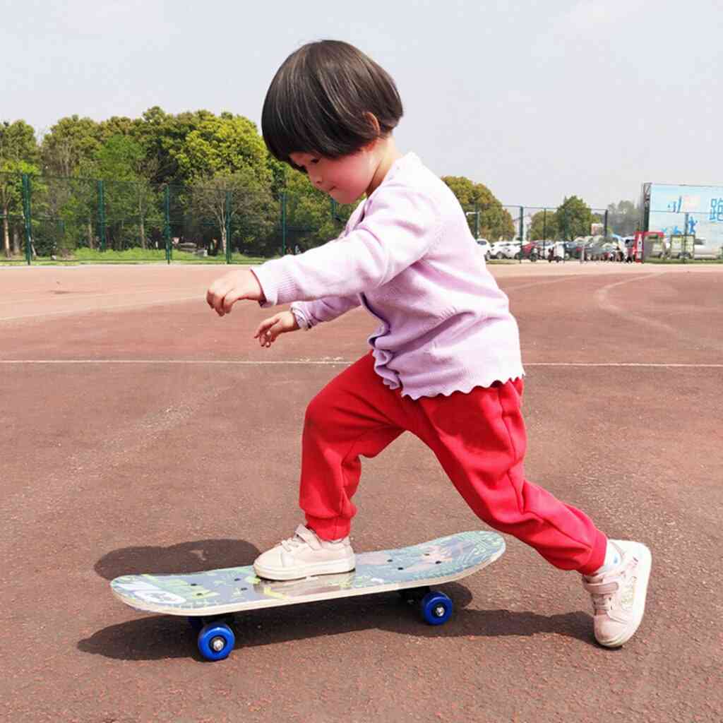 Skateboard Deck Double Rocker Mini Cruiser Dance