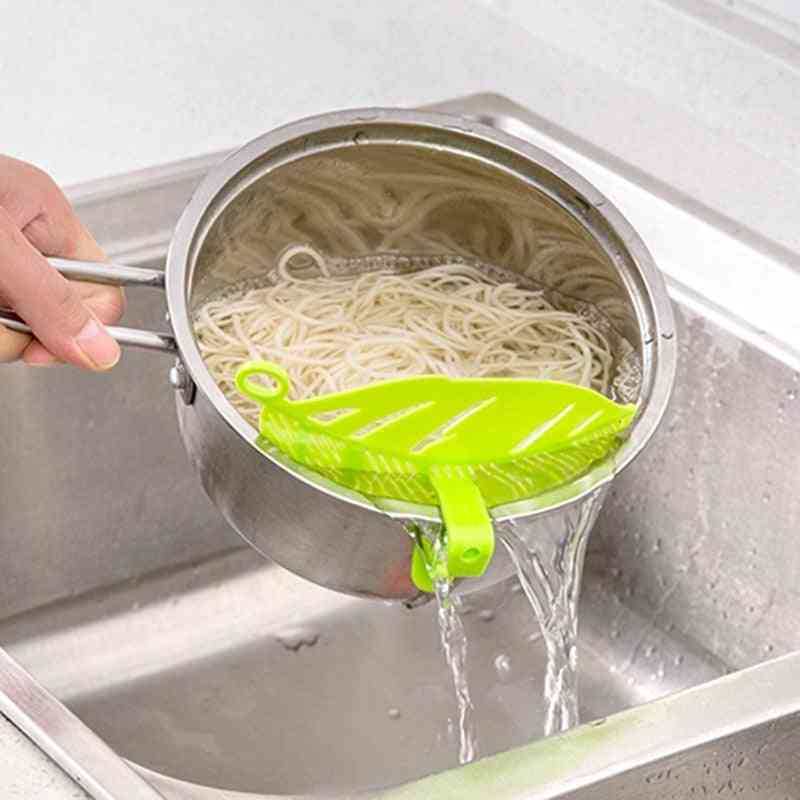 Leaf Shaped Fruit & Vegetable Cleaning Strainers Tool