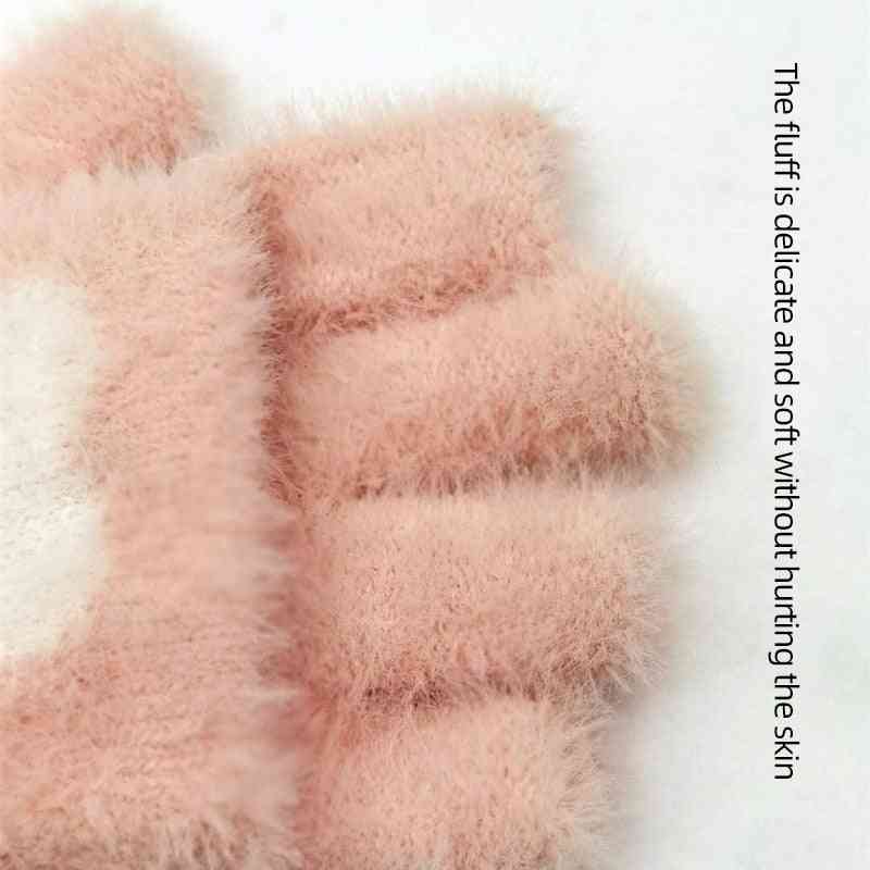 Lovely Fluffy Cat Paw Plush Fingerless Gloves