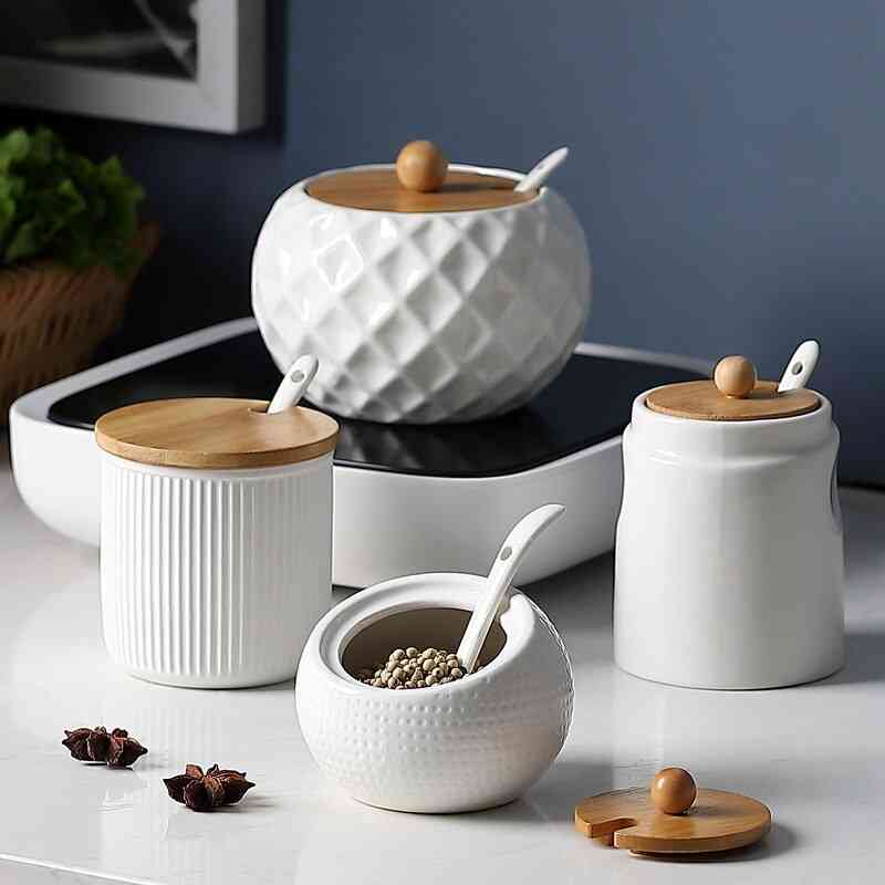 Ceramic Seasoning Jars With Wooden Lid Salt Shakers