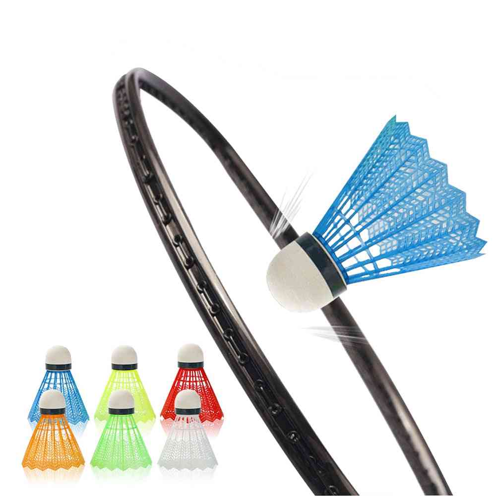 Farverige badmintonbolde