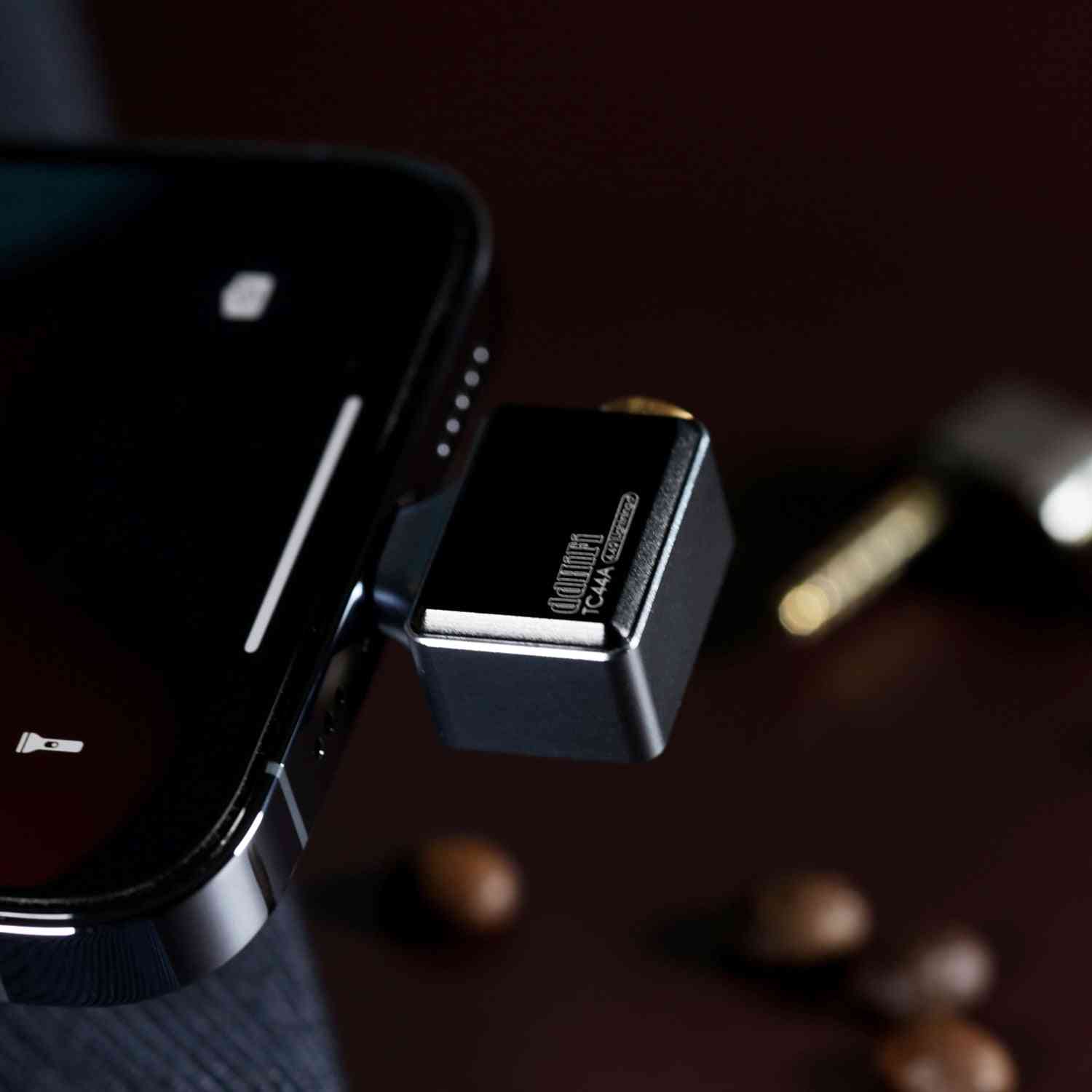 Dd ddhifi tc44a light-ning til 4,4 mm hovedtelefonadapter til iphone, cs43131 dac-chip, understøtter native dsd256 og 32-bit 384khz pcm